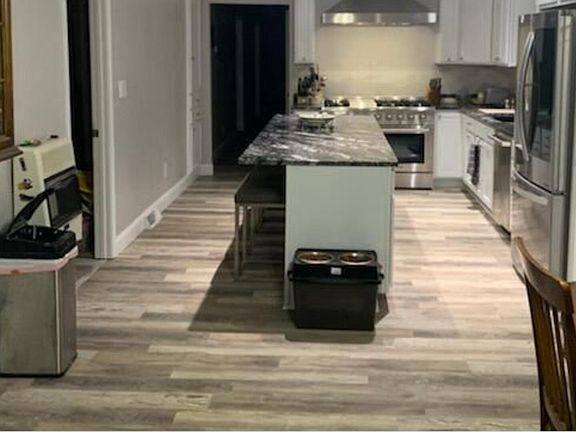3rd image of 346 Defoe Cir