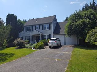 10872 Meadowland Dr, Oakton, VA 22124