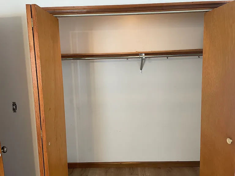 202 Meadow Brook Dr #4 — Photo 7