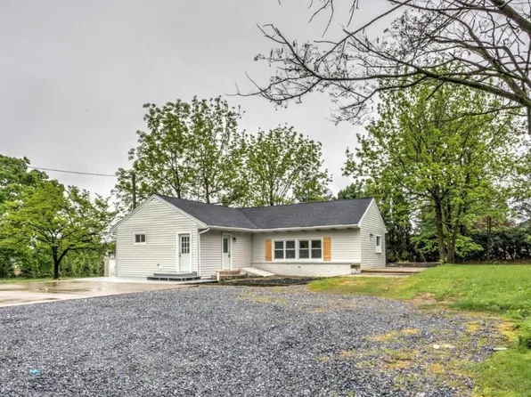 150 W Governor Rd, Hershey, PA 17033