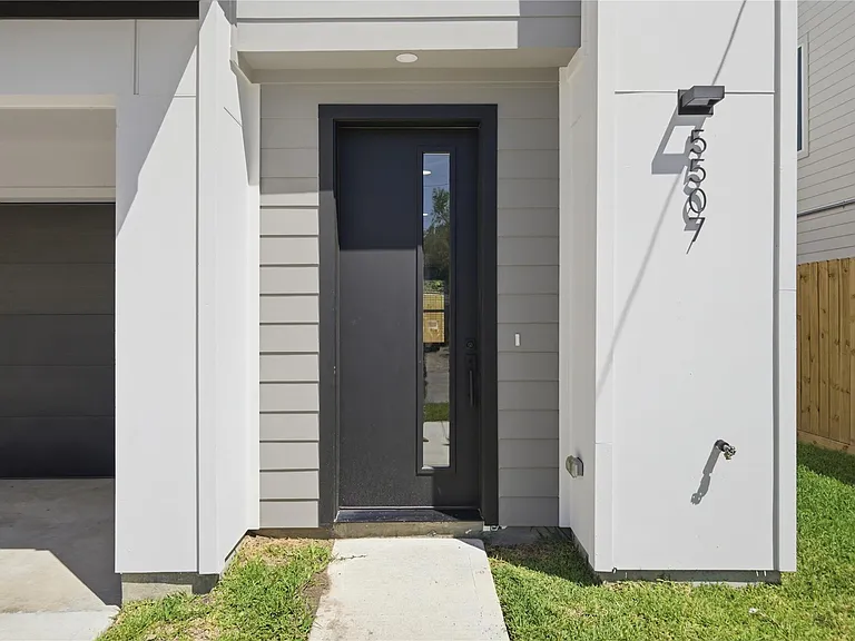 5505 Hershe St — Photo 20