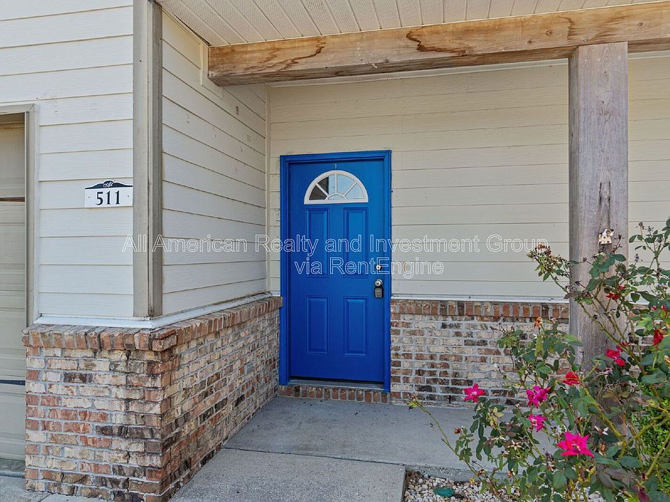1st image of 511 Arbor Lake Dr