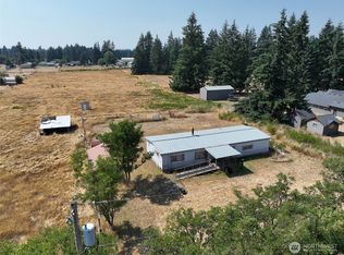 18707 Elderberry Street SW, Rochester, WA 98579