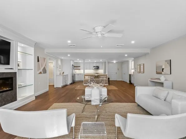 40 Greenleaf St Unit 102, Quincy, MA 02169