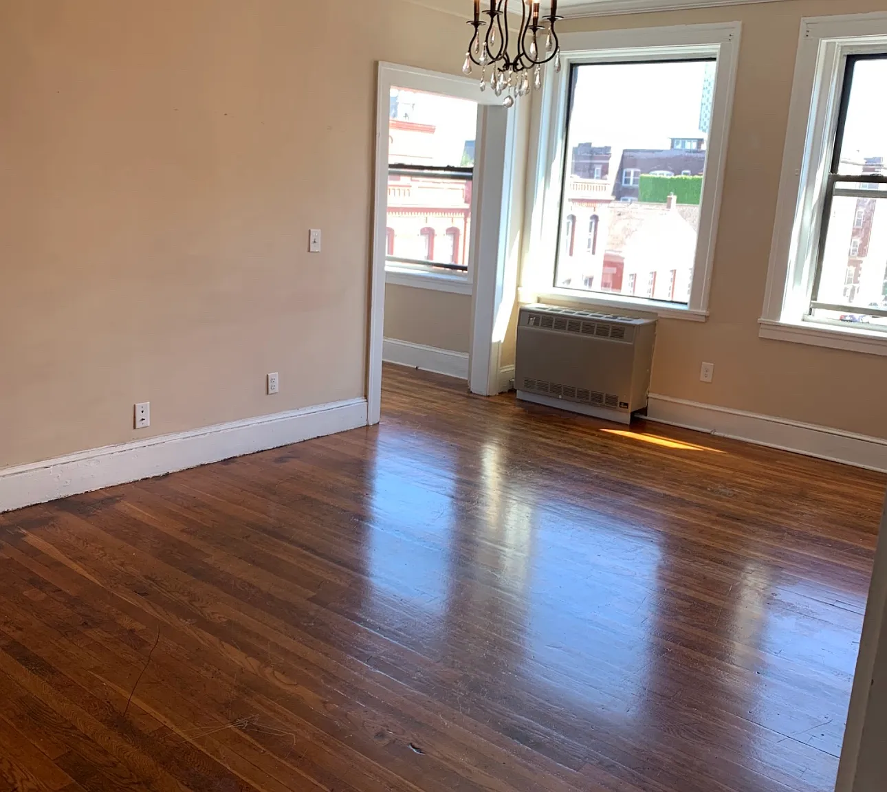 115 Pleasant St — Photo 3