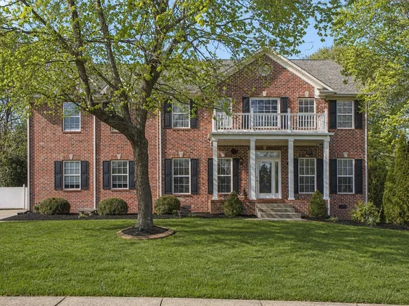 1060 Auldridge Dr S, Spring Hill, TN 37174