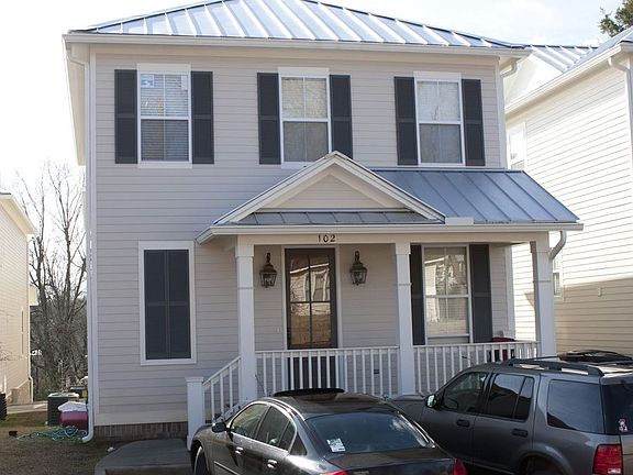 2nd image of 102 Tanglewood Dr