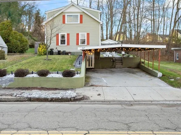 197 Providence St, Woonsocket, RI 02895