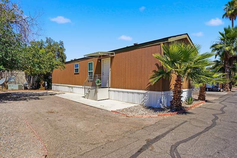 1st image of 1304 E Bell Rd Lot 87
