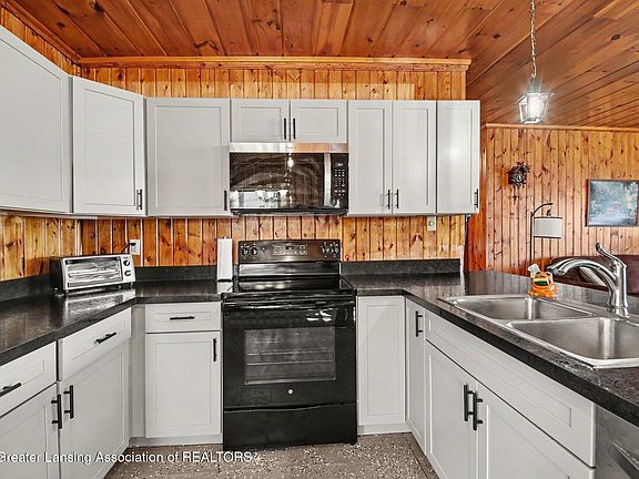 5th image of 7949 E Cedar Lake Dr