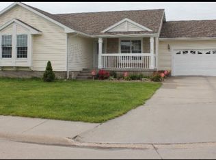 4019 Boston Cir, Grand Island, NE 68803