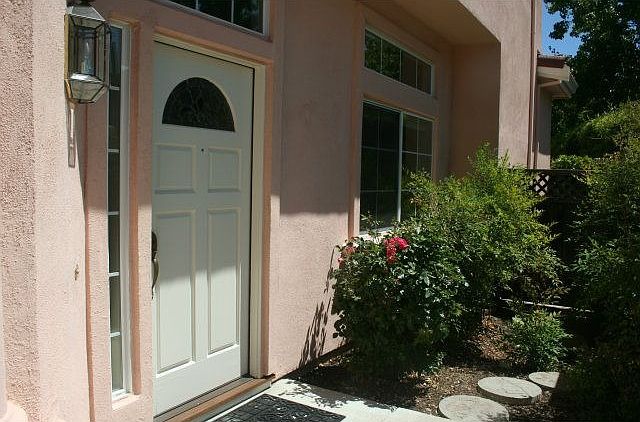 1st image of 2211 Vizcaya Cir