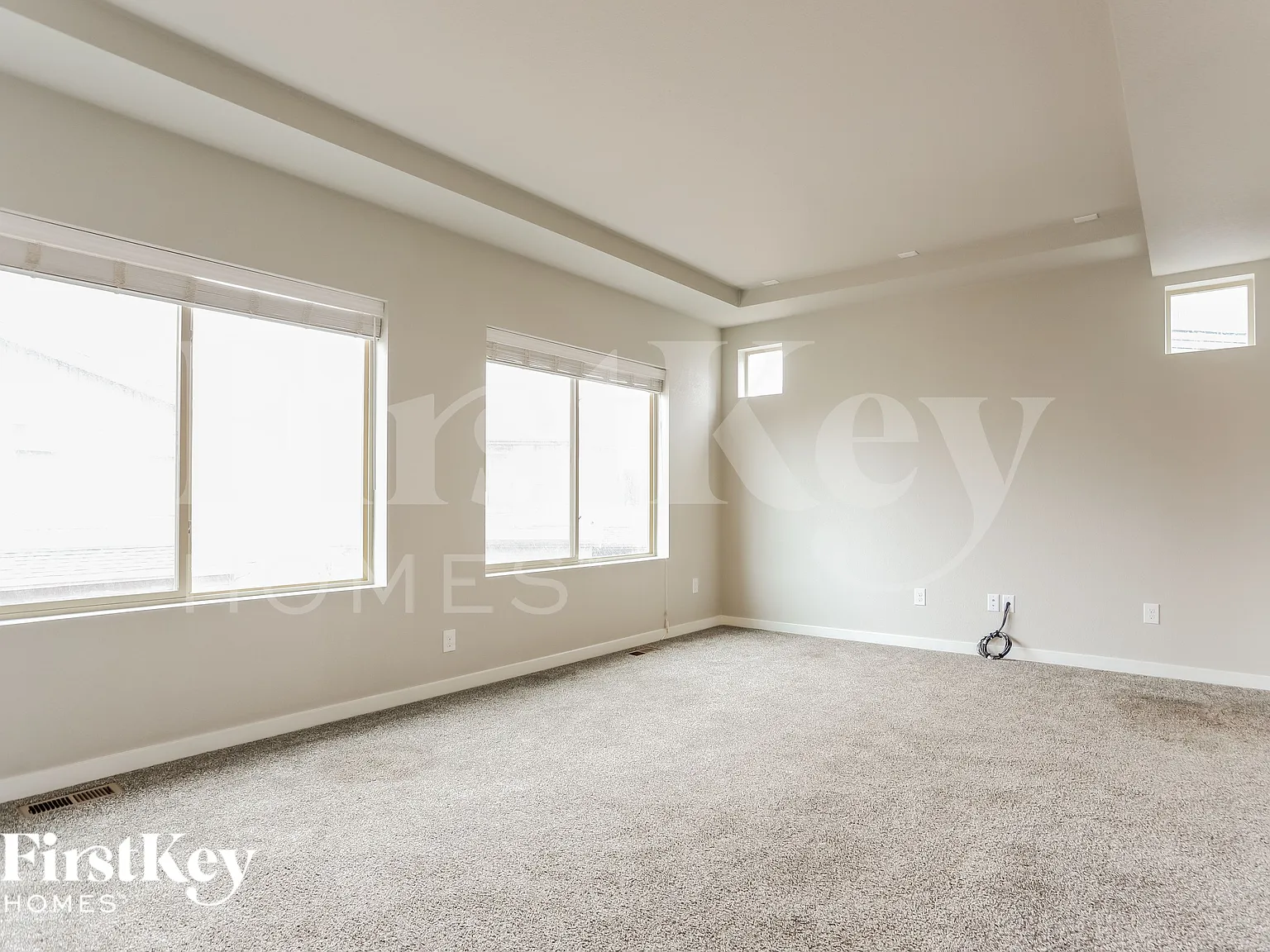 3 bed, 3.0 bath, 2294 sqft, $2,645 — Photo 4
