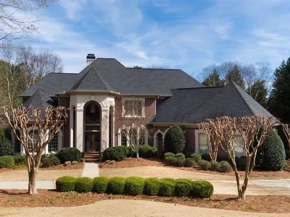 1810 Sugarloaf Club Dr, Duluth, GA 30097
