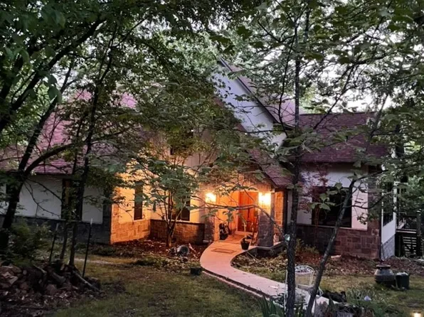348 County Road 3025, Eureka Springs, AR 72632