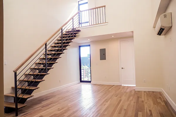 Rented by City View Living | media 38