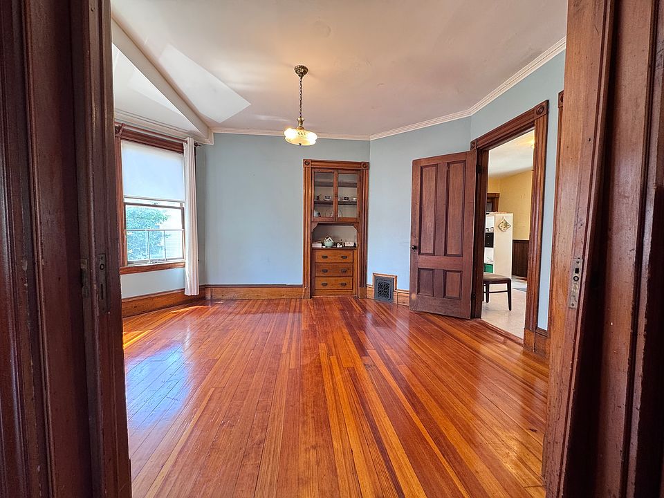 Dining room with door to kitchen