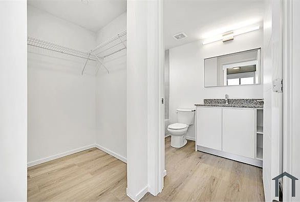 1st image of 475 NE 125th St #601