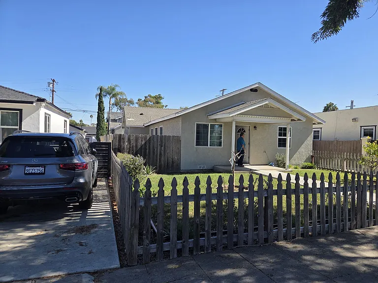 3551 Nile St — Photo 3