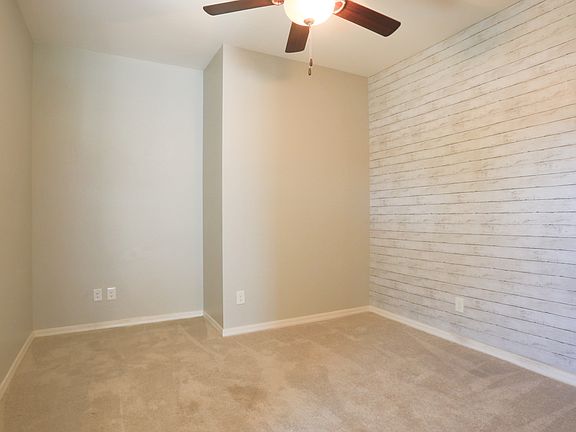 4th image of 957 W Sisso Tree Ave