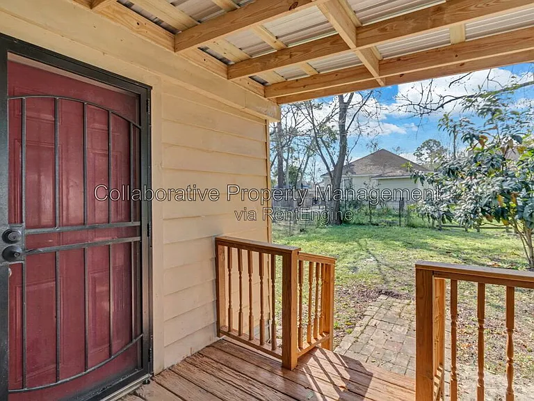 2025 Eppinger St — Photo 2