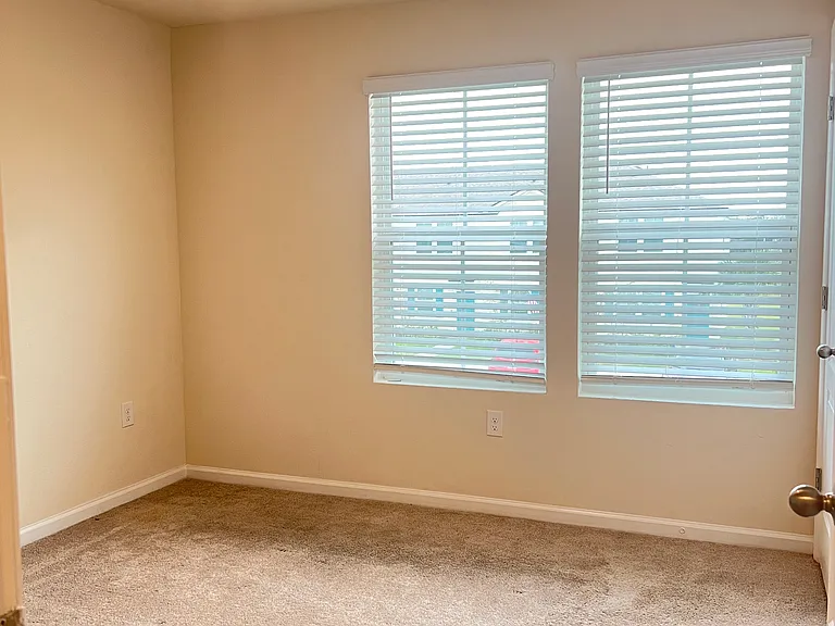 8207 Larose Rd — Photo 16