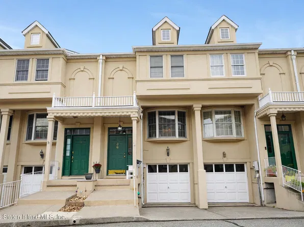36 Cobblers Ln, Staten Island, NY 10304