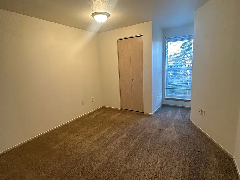 5110 10th Ave NE — Photo 11