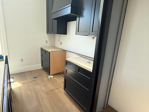 3rd image of 1813 Lyon St #1813