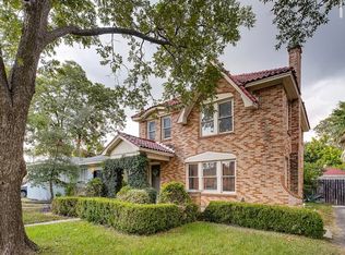 207 Club Dr, San Antonio, TX 78201