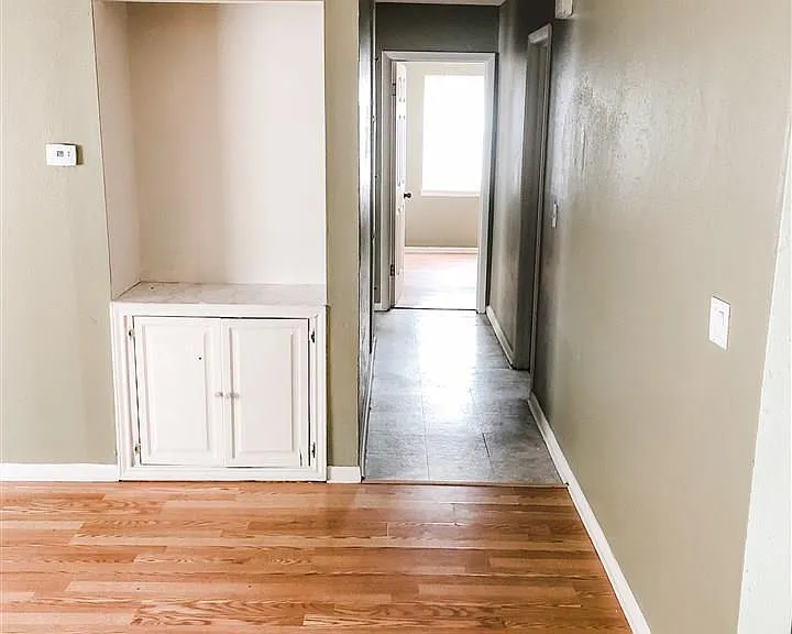 1418 Phoenix Dr — Photo 7