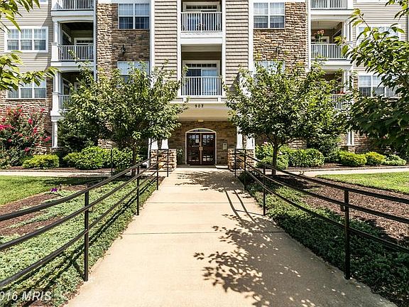 2nd image of 902 Macphail Woods Xing APT 2C