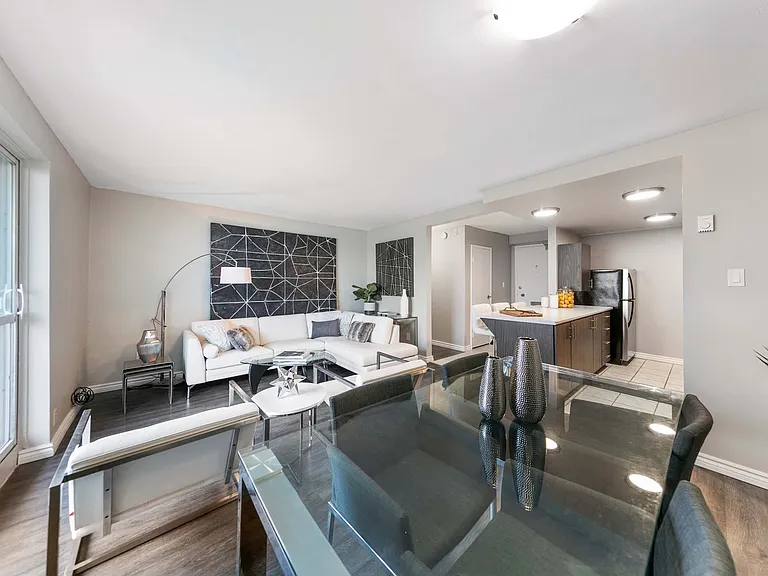 8787 Riverside Dr E — Photo 34
