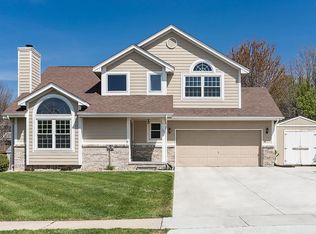 705 SW Kennybrook Dr, Grimes, IA 50111
