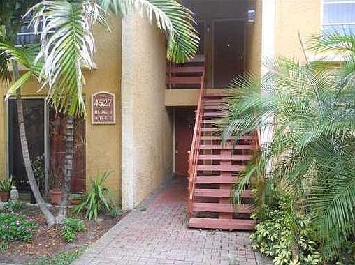 1st image of 4527 Treehouse Ln #B