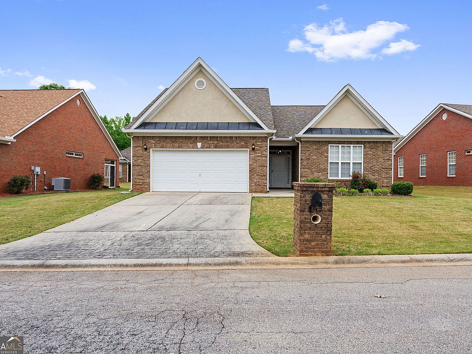 1st image of 8515 Spivey Village Way