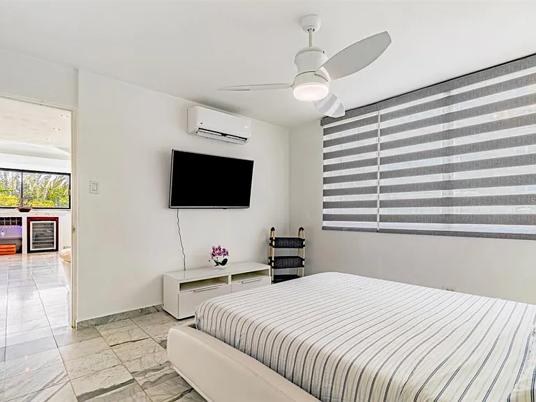7185 Cond Mar De Isla Verde #3A — Photo 10