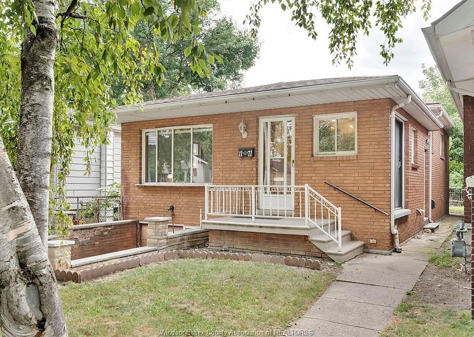 1st image of 1171 Wigle Ave