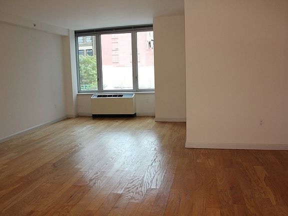 4th image of 601 W 57th St APT 6c