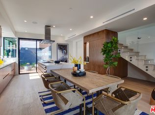 111 Sunset Ave, Venice, CA 90291