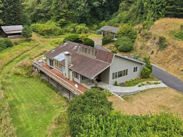 61370 Old Wagon Rd, Coos Bay, OR 97420