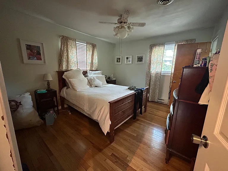 1449 Harris St — Photo 14