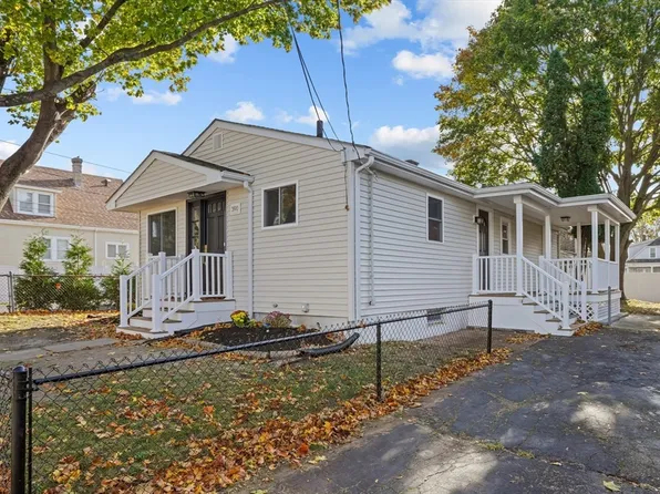 390 Farm St, New Bedford, MA 02740