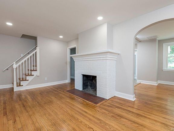 3rd image of 3520 Patrick Ave