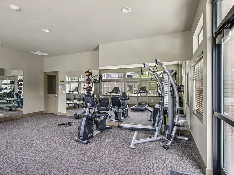 Copper Peak Apartments — Photo 5