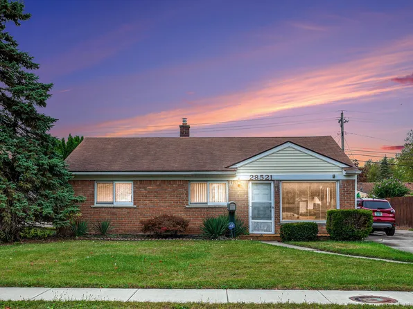 28521 Sutherland St, Southfield, MI 48076