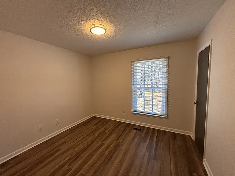 6229 Guess Rd — Photo 19