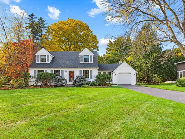 381 S Main St, Mansfield, MA 02048
