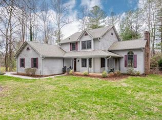 30 Meadows Cir, Arden, NC 28704