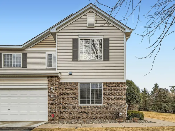 30 River Woods Dr, Saint Paul Park, MN 55071